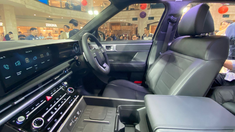 Cicilan Hyundai Santa Fe Turbo Hybrid