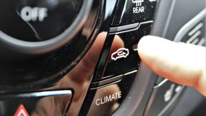 4 Fungsi Penting Tombol Fitur Sirkulasi Udara di Mobil