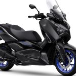 Yamaha XMAX 2025 Punya Warna dan Grafis Baru - Tuwaga