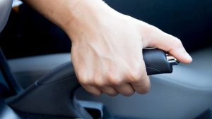 Resiko Rem Tangan Terlalu Lama Digunakan, Benarkah Bisa Bikin Copot?