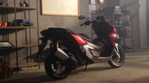 Risiko Memanaskan Motor di Dalam Ruangan