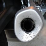 Kenapa Oli Bisa Keluar dari Knalpot Motor? Cari Tau Sebabnya! - Tuwaga