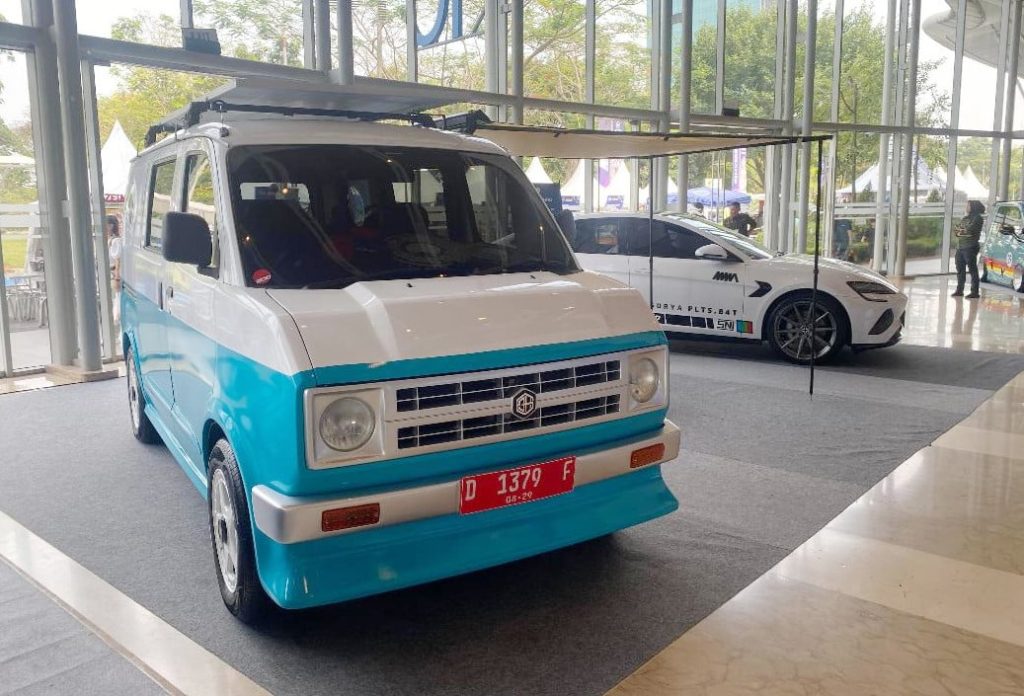 B4T Kemenperin Pamer Terobosan Kendaraan Niaga Dengan Fitur Mobile Charging