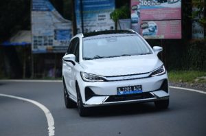 Mobil Listrik BYD Menggebrak Pasar Indonesia dengan Harga Terjangkau dan Teknologi Canggih