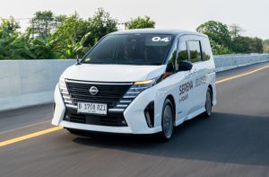 Begini Rasa Berkendara Nissan Serena e-Power Full 6 Orang Rute Jakarta-Semarang