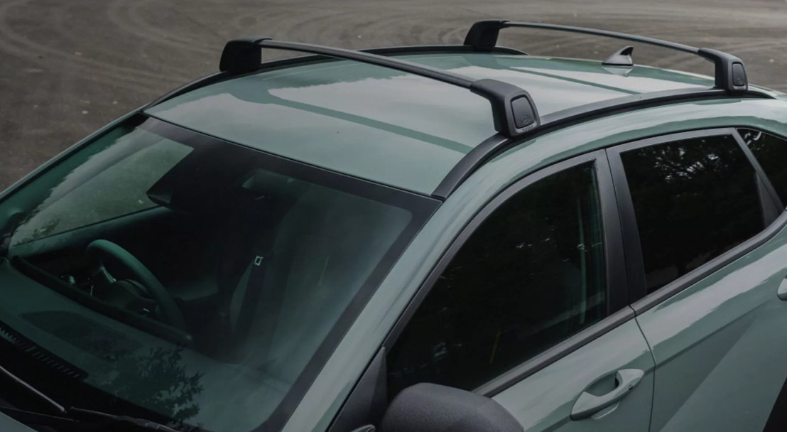 Referensi Modifikasi Hyundai Kona Electric Bergaya Off-road Atap dipasang crossbar edisi khusus