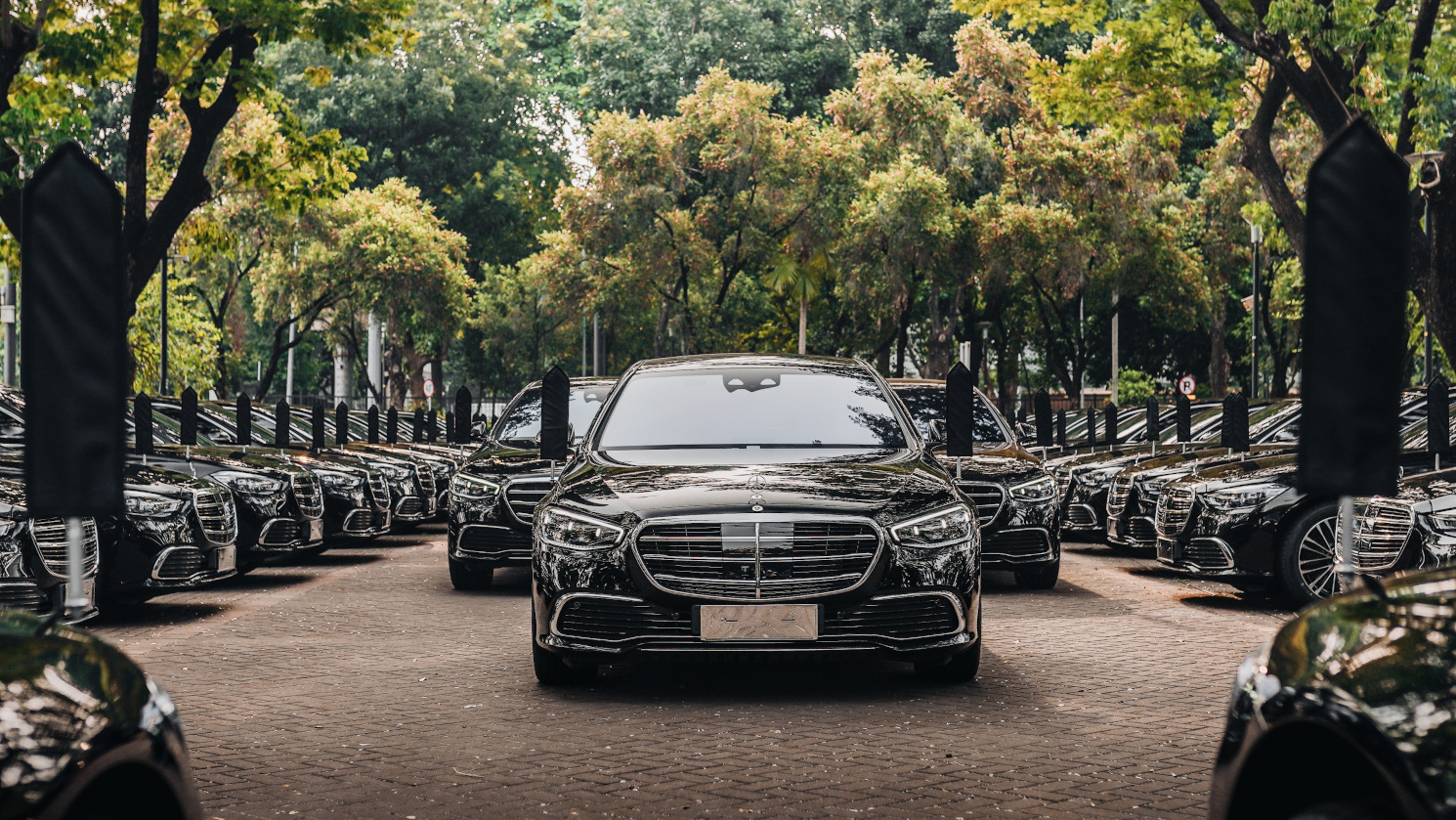 Puluhan Mercedes-Benz S-Class kawal inagurasi