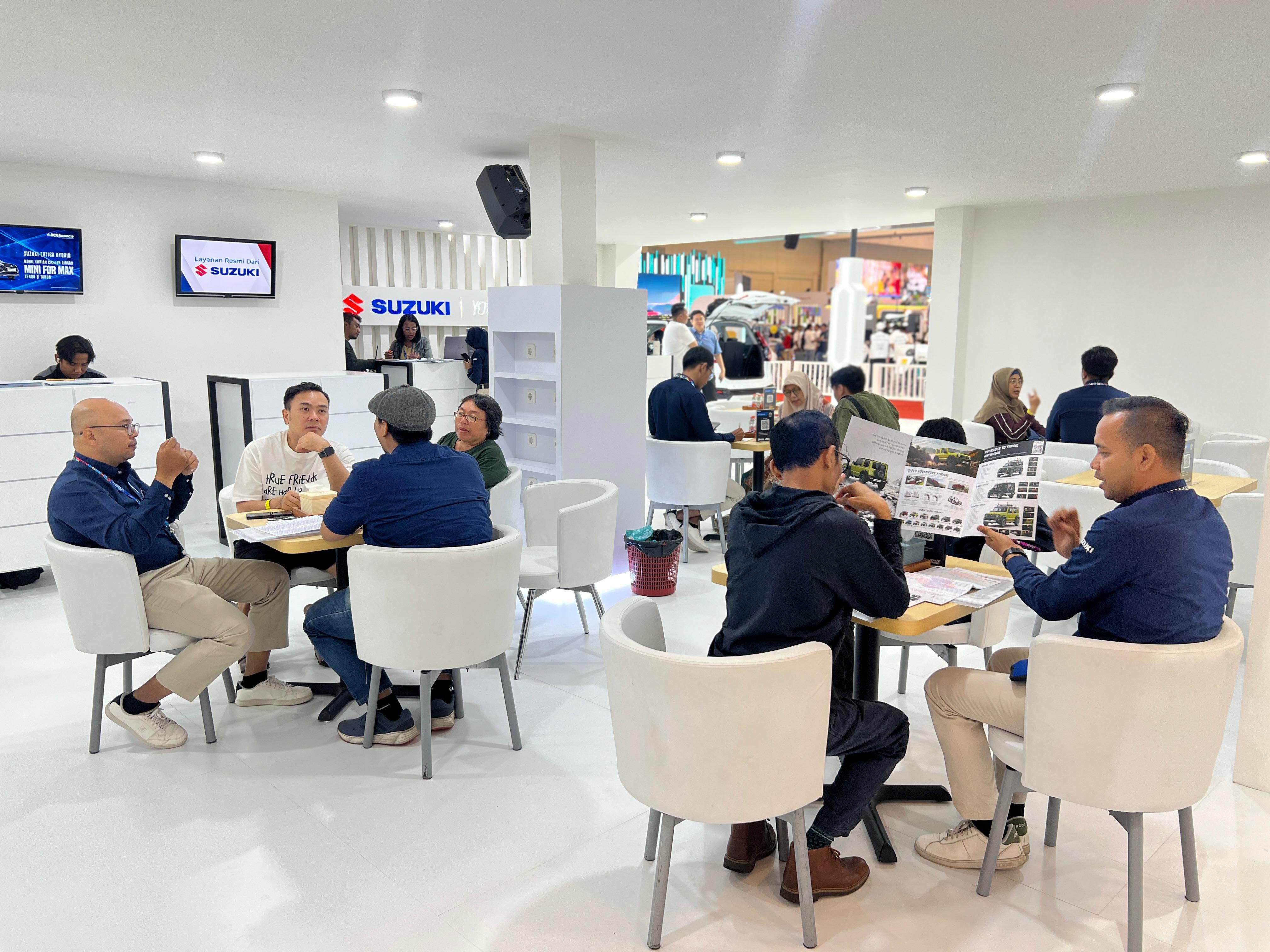 Promo Suzuki di GJAW 2024, Paling Besar Buat Konsumen Grand Vitara Insentif langsung uang elektronik senilai Rp2.000.000, bagi setiap transaksi pembelian All New Ertiga, New XL7, Baleno ataupun Grand Vitara