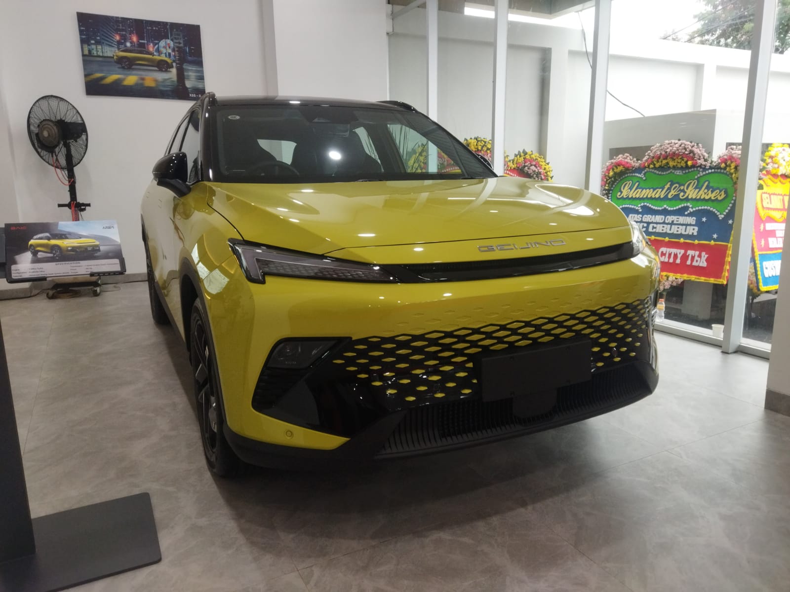 Diler BAIC Cibubur Resmi Beroperasi, Konsumen Pertama Langsung Beli 6 Mobil Display unit SUV BAIC X55-II