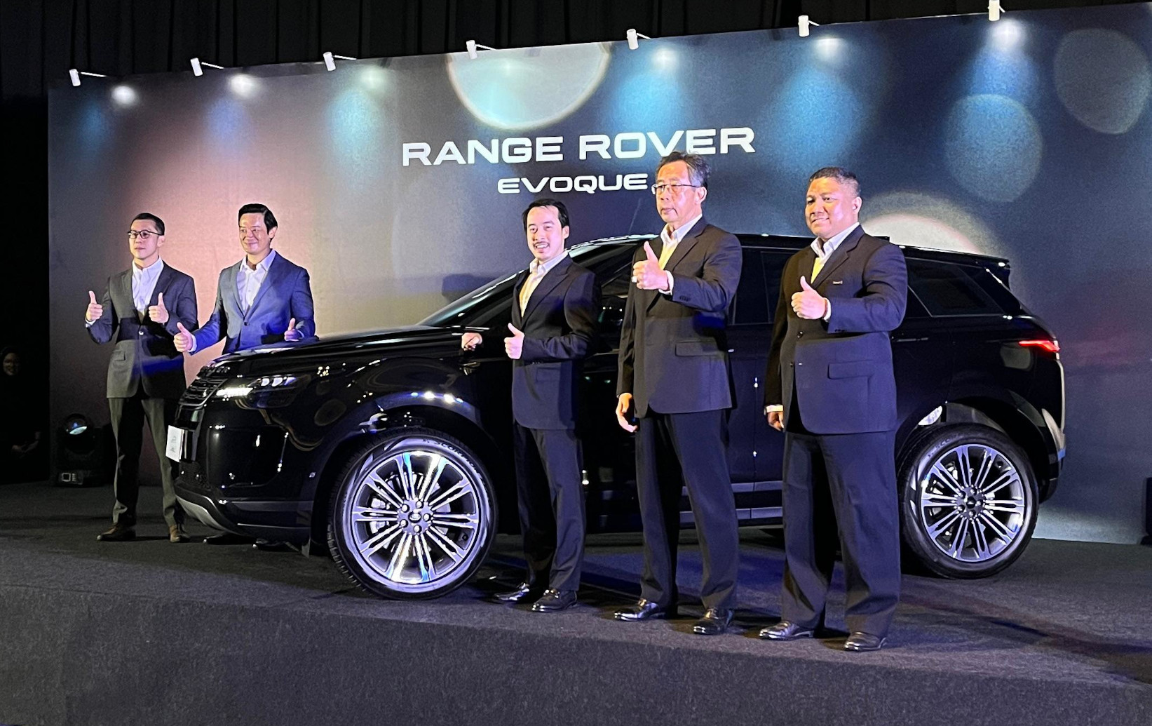 Spesifikasi dan Harga Range Rover Evoque Terbaru