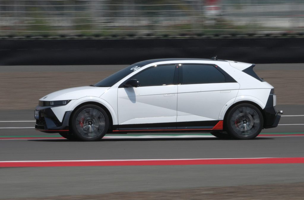 4 faktor Ioniq 5 N jadi Mobil Listrik Revolusioner