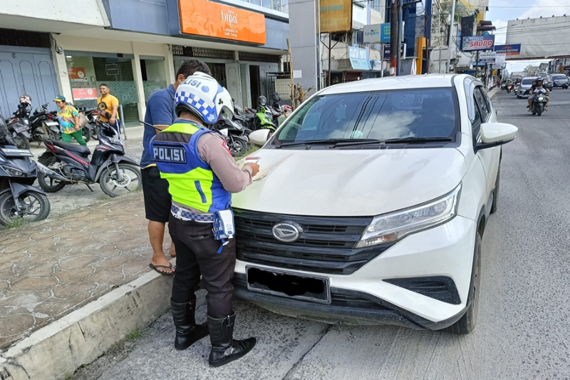 Area dilarang parkir