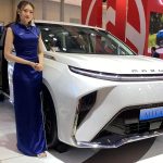 Review Maxus MIFA 9, MPV Listrik Rp1 Miliar