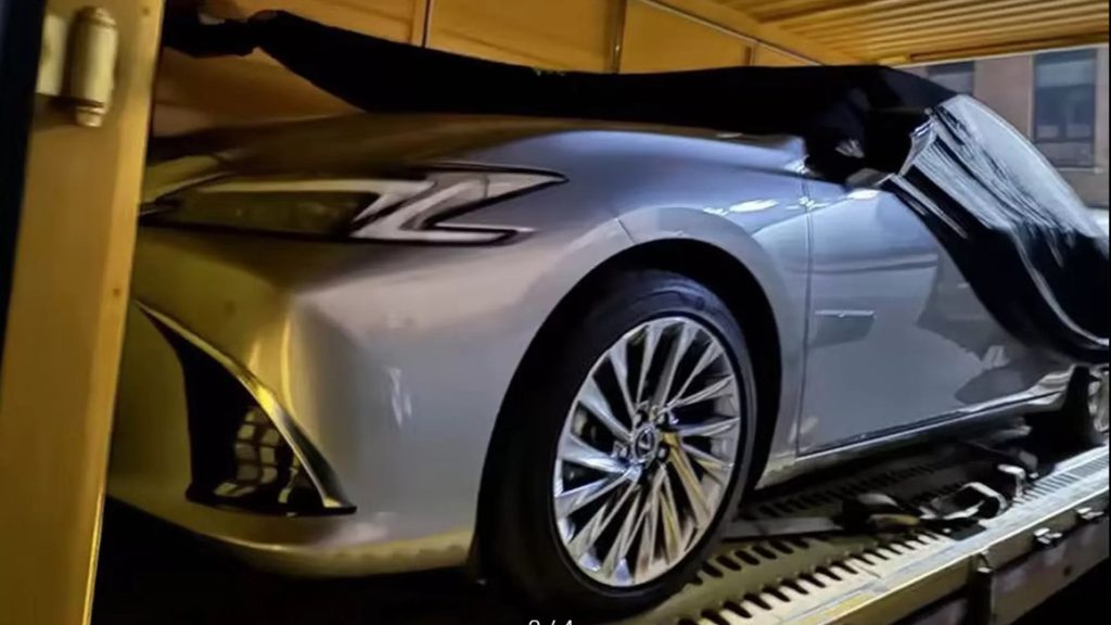 Bocor Ubahan Bodi dan Kabin Lexus ES 300h Baru