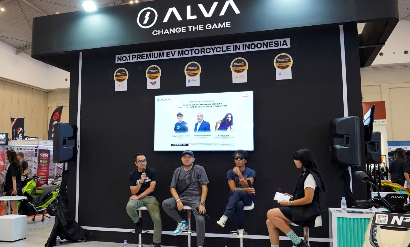 Kaka Slank sebagai musisi sekaligus pelanggan pertama ALVA Cervo Q.