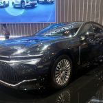 Cek Ombak Toyota Crown HEV, Sedan Ikonik nan Agresif Meski Tanpa Jati Diri - Tuwaga