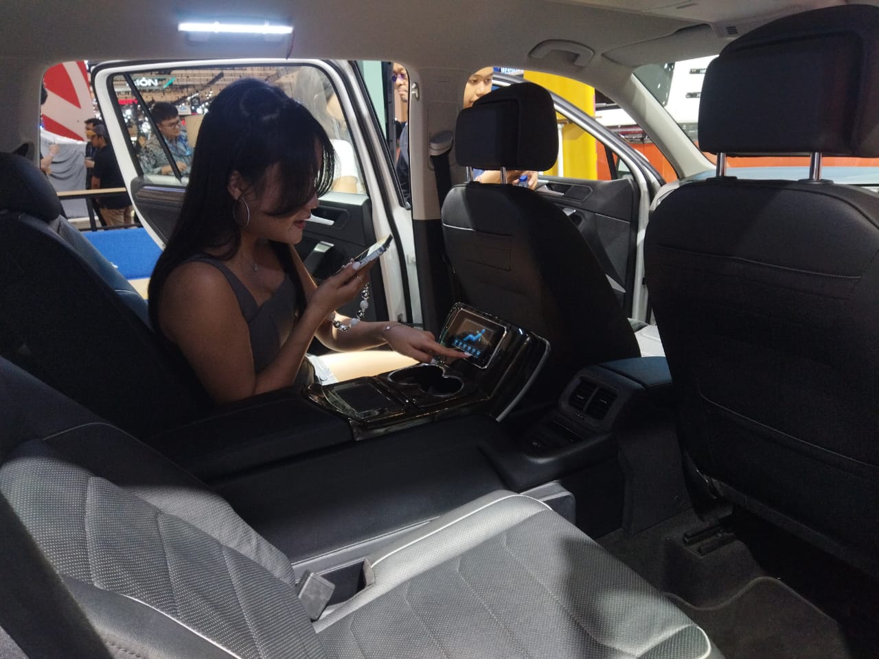 Baris kedua hadir lebih mewah bikin konfigurasi jadi 2+2