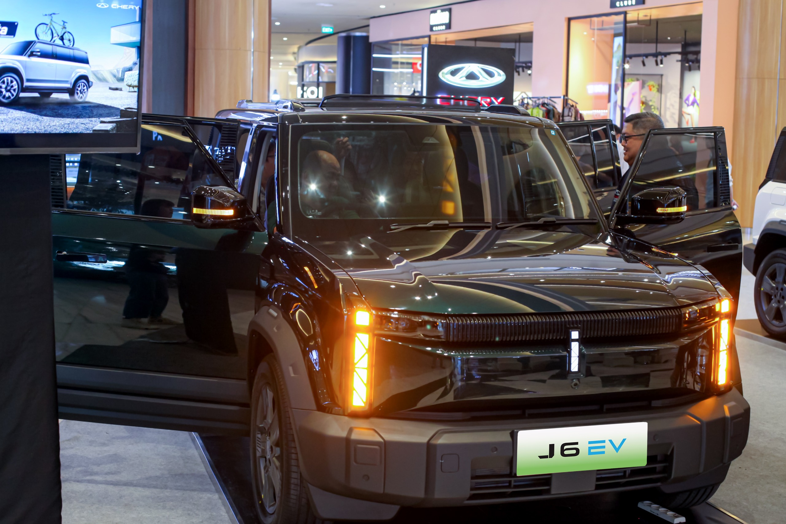 Harga J6 di Semarang mulai Rp 508 jutaan