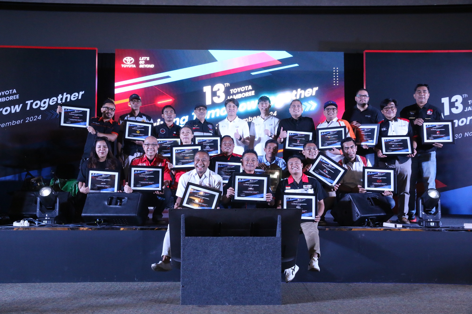 Acara dihadiri kurang lebih 500 orang anggota Toyota Owners Club (TOC)