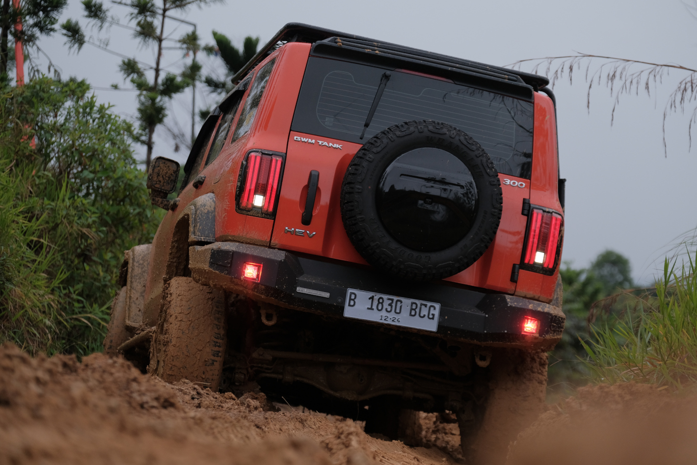 GWM Tank 300 HEV pakai aksesori GWM Tank Fury Edition 
