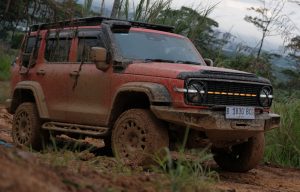 Uji Ketangguhan GWM Tank Fury Edition Jajal Medan Off-road di Sentul, Ini Yang Bikin Beda