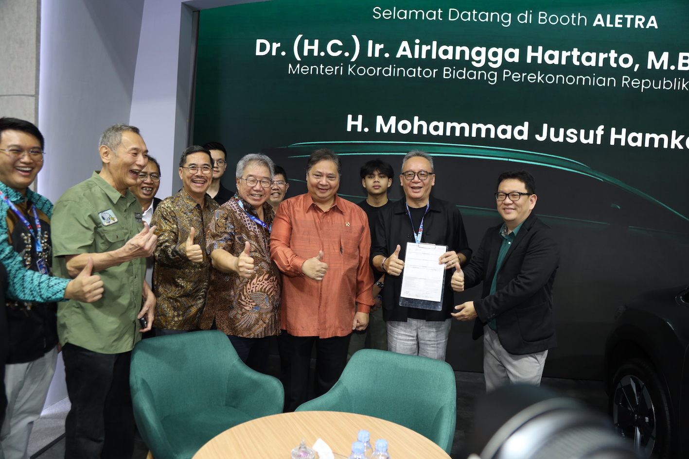 Pengusaha Jusuf Hamka beli 150 unit Aletra L8 EV untuk kendaraan operasional bisnisnya