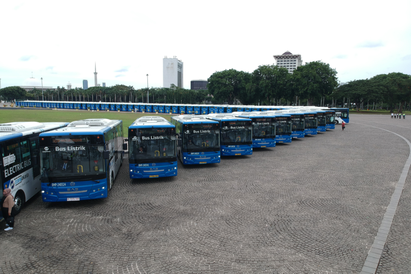 90 Bus Listrik SAG Resmi Jadi Armada Transjakarta Bus listrik SAG