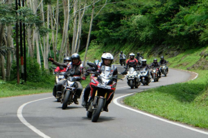 Jarak Tempuh Aman Saat Naik Motor Itu Idealnya Berapa?
