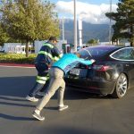 Mobil Listrik Mogok Saat Liburan? Ini Cara Aman Menanganinya