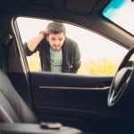 Kunci Mobil Tertinggal di Dalam Kendaraan Saat Liburan? Ini Solusi Cepat dan Aman! - Tuwaga