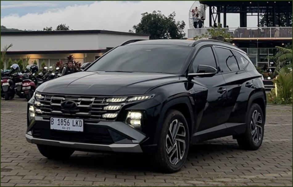 Bawa Hyundai Tucson Hybrid Terbaru hingga ke Malang