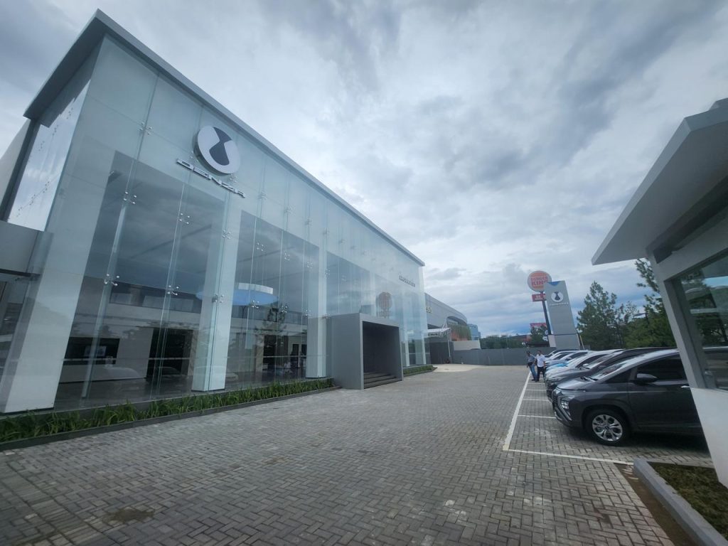 Denza Arista BSD City menjadi Dealer Resmi Pertama di Indonesia