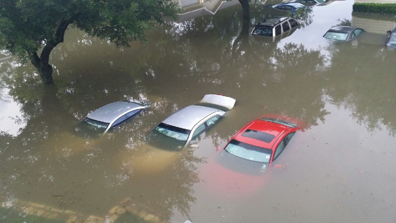 Resiko beli mobil bekas banjir