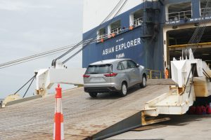 Kijang Innova Zenix HEV Pimpin Kinerja Ekspor Positif Melejit 111 Persen