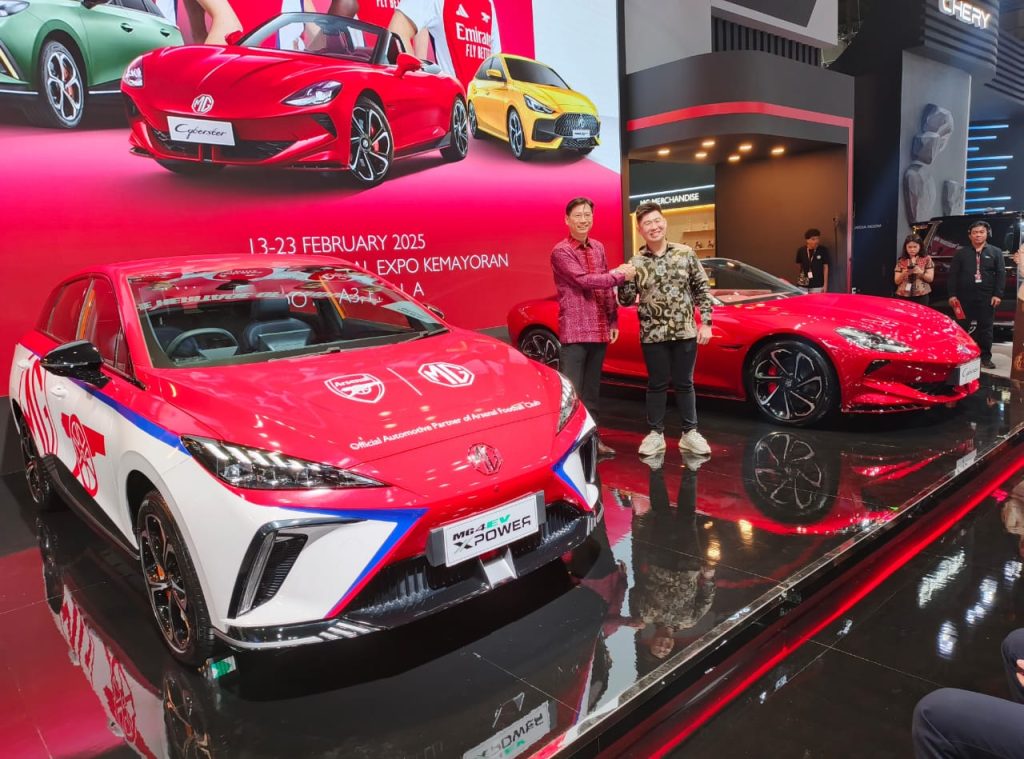 MG 4 EV X-Power Livery Arsenal Menggoda Pecinta Sepak Bola