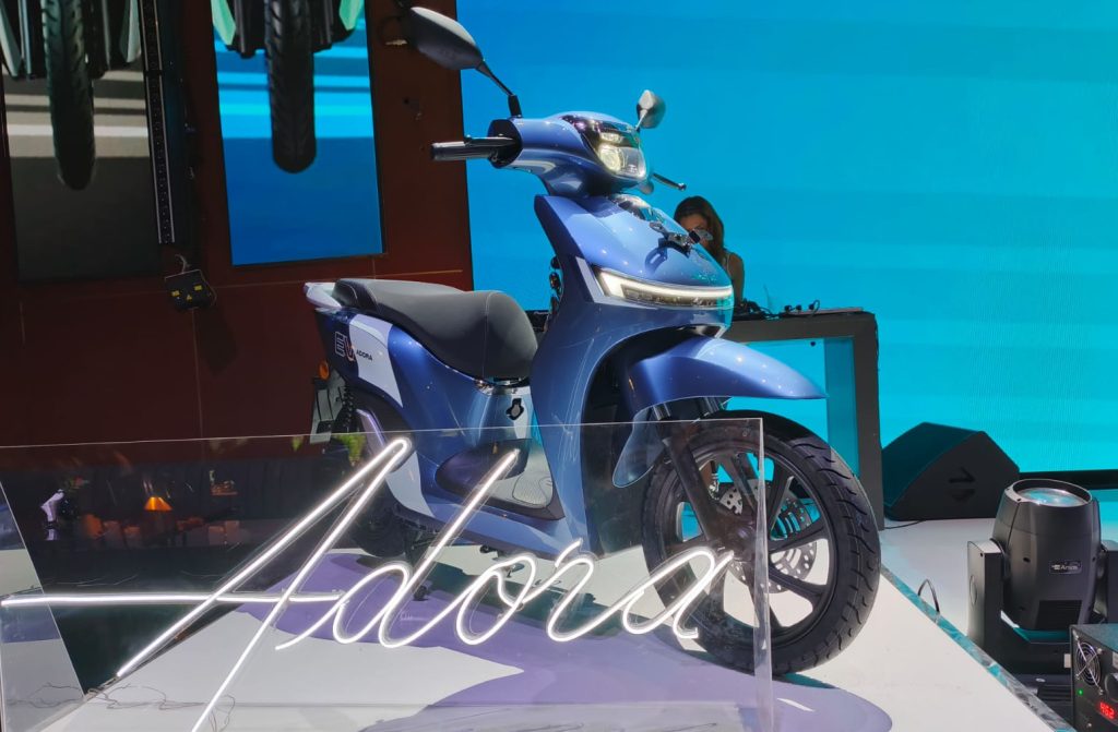 Desain motor listrik Adora diklaim dikembangkan untuk pasar Indonesia