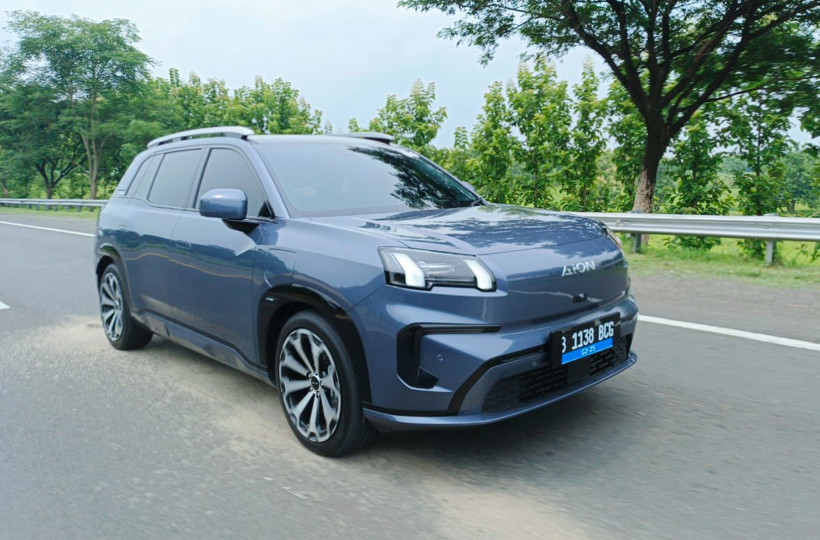 Nyetir AION V Rute Jarak Jauh Dimanja ADAS Pintar