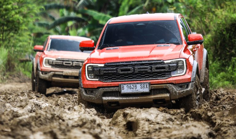 Harga Ford Ranger Raptor Bekas Kini Mulai Turun, Double Cabin Ini Masih ...