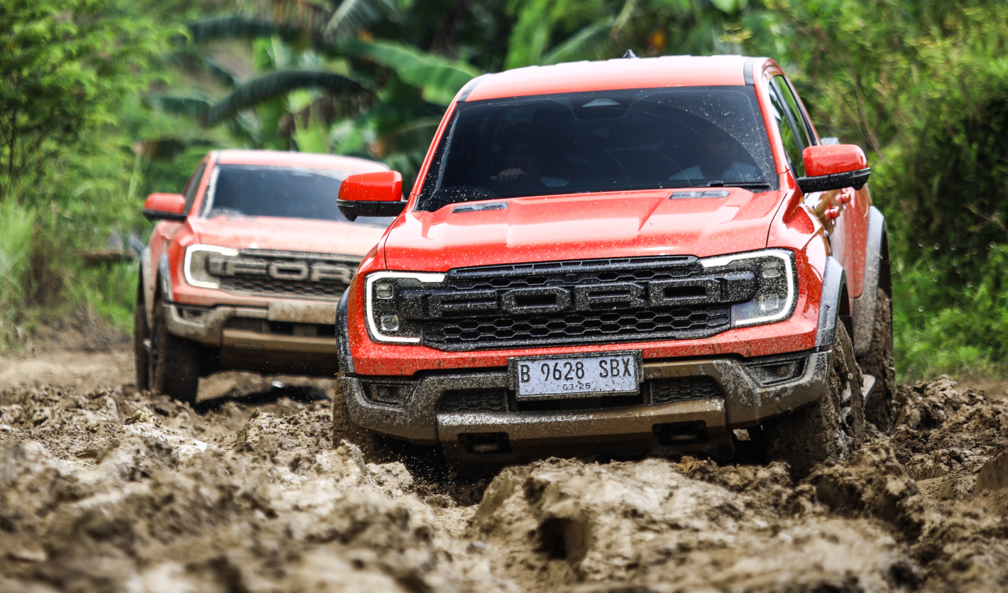 Harga Ford Ranger Raptor Bekas Kini Mulai Turun, Double Cabin Ini Masih Sangar