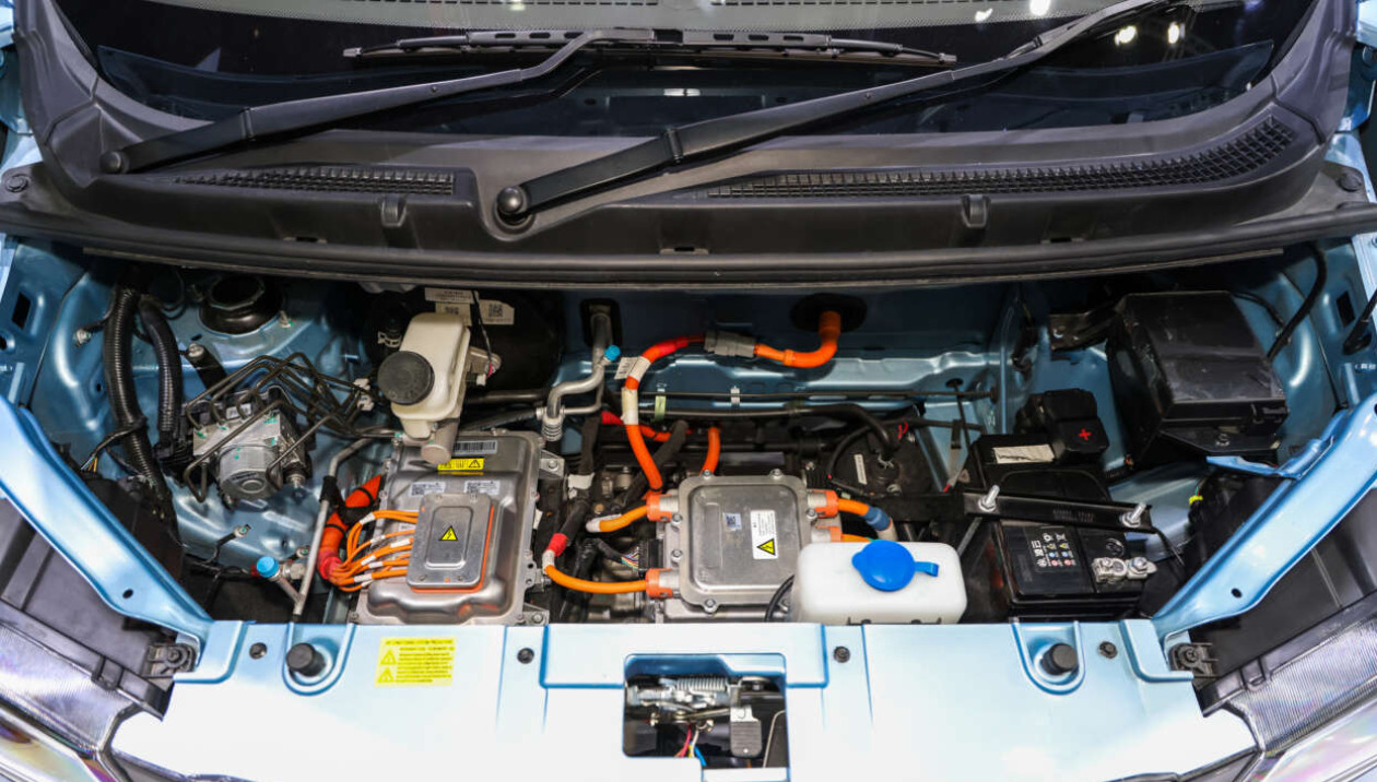 Spesifikasi Honri Boma EV si Alphard Listrik versi Ekstrak Siap Hadir di IIMS 2025 Jantung Honri Boma EV