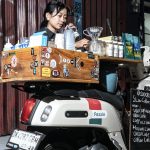 1000KM Coffee Cara Wanita Cantik asal Bali Berjualan Kopi di Atas Yamaha Fazzio - Tuwaga