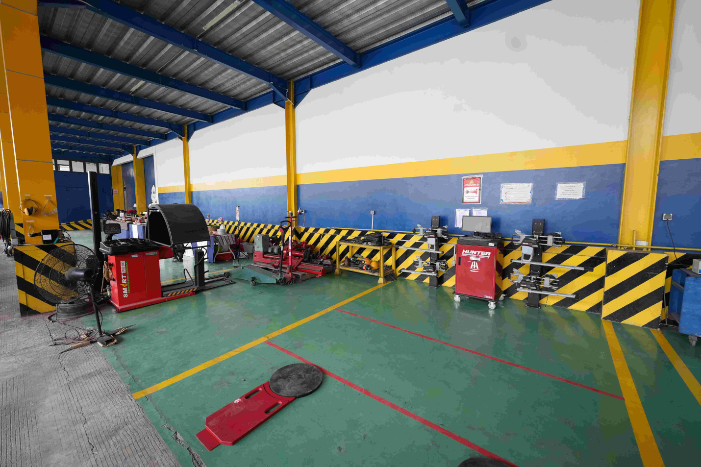 Fasilitas di Michelin Service Center Bogor Yang Baru Diresmikan michelin3 service 1