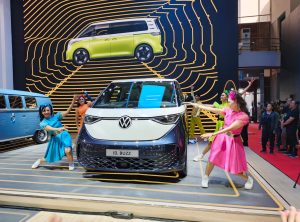 VW ID. BUZZ Raih Penghargaan World Car Design of the Year 2025