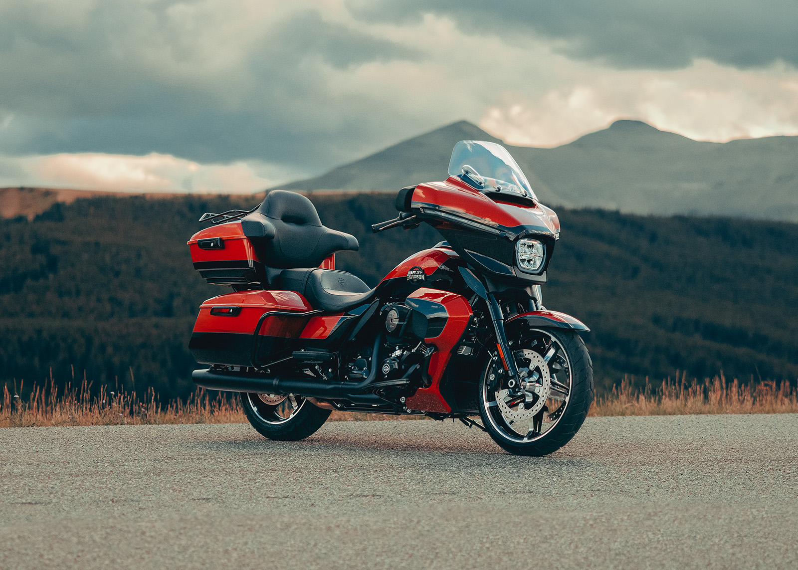 2025 street glide ultra gallery slc 1