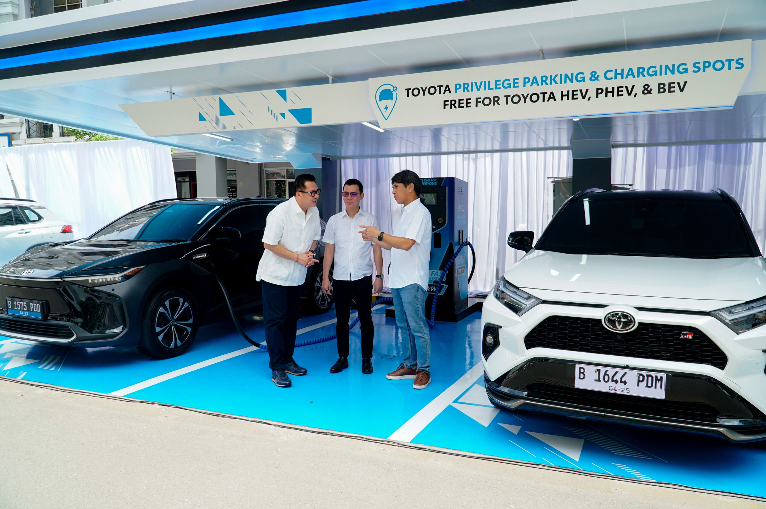 Toyota Perluas Fasilitas Privilege Parkir Gratis Model Elektrifikasi di Jakarta Fasilitas parkir eksklusif terbaru model elektrifikasi Toyota hadir di MoI