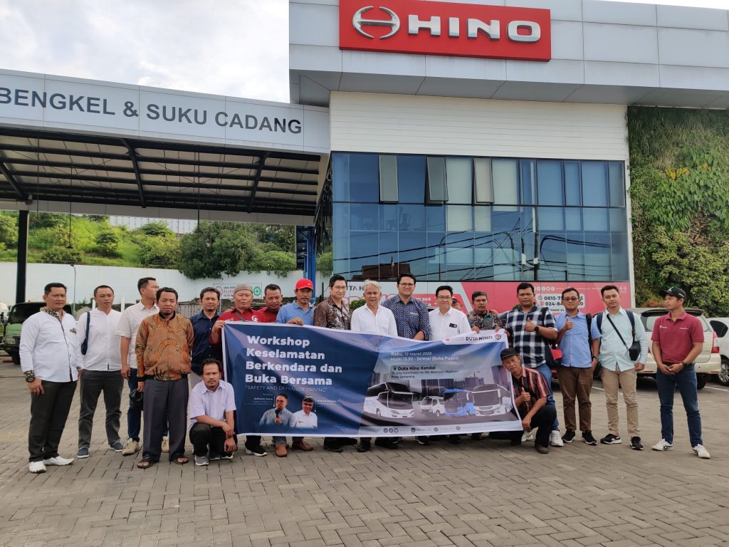 Hino Gelar Workshop Keselamatan bagi PO Bus