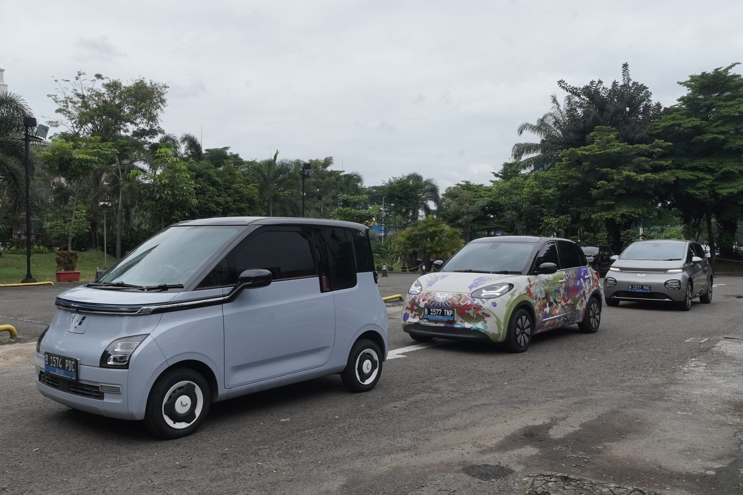 Tersedia 5 unit test drive bagi pengunjung yang ingin merasakan langsung pengalaman berkendara menggunakan Wuling 1 scaled