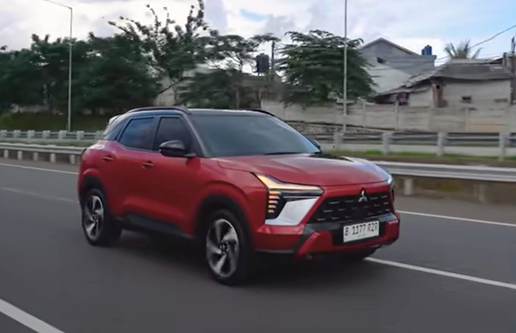 Fitur Adaptive Cruise Control di Mitsubishi Xforce Ultimate with Diamond Sense