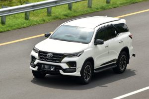 Toyota Fortuner, SUV Mewah yang Selalu Menjadi Pilihan