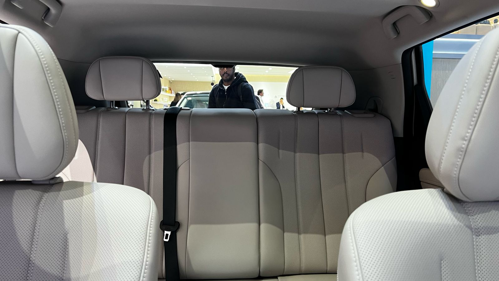 Auto Shanghai 2025: AION UT EV Siap Gempur Pasar Mobil Listrik Indonesia! AION UT auto shanghai 2025 4